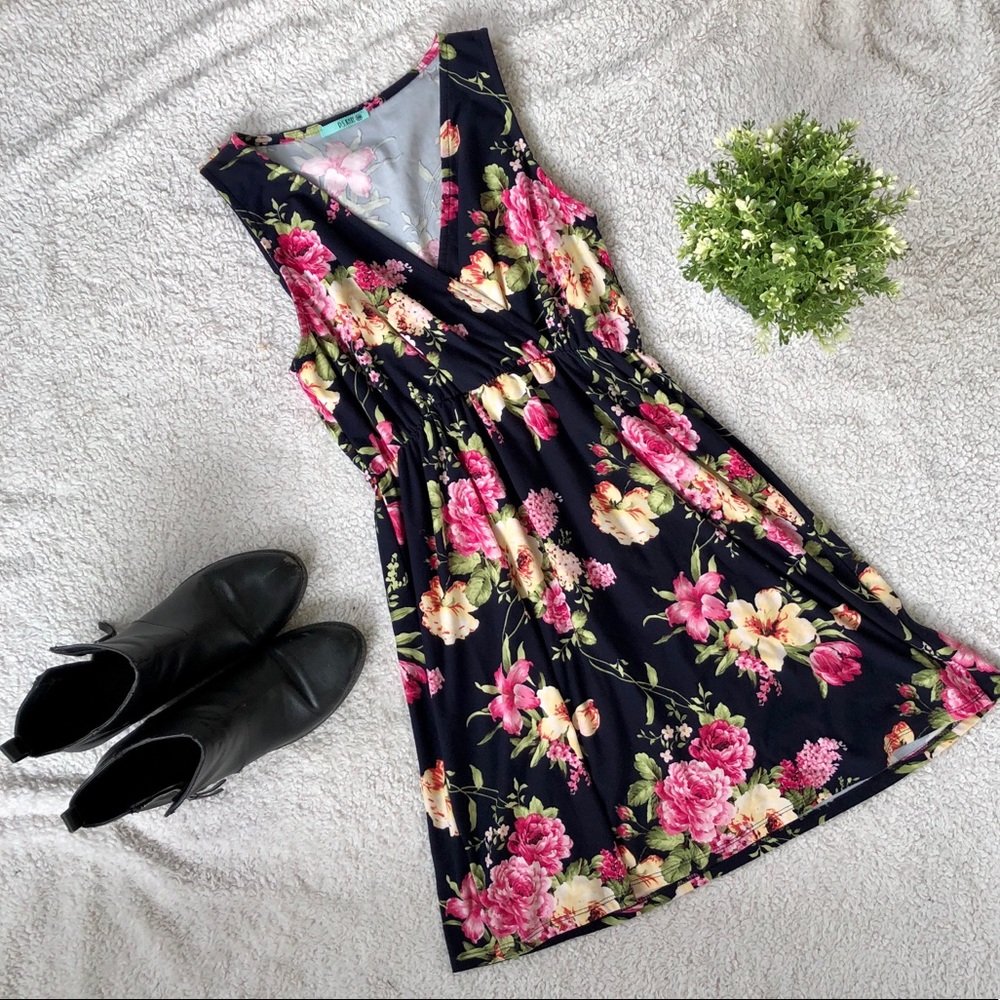 Boutique floral women’s tunic